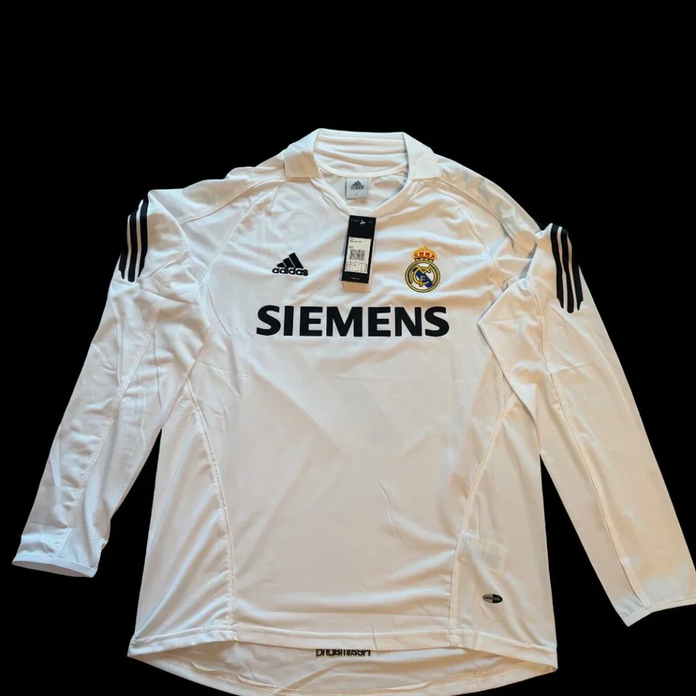 Zidane 2005/06 Retro Soccer Jersey – Size L – New - Picture 3 of 9